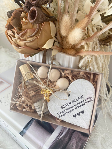 Gift Box - Sister-In-Law + Perfume oil