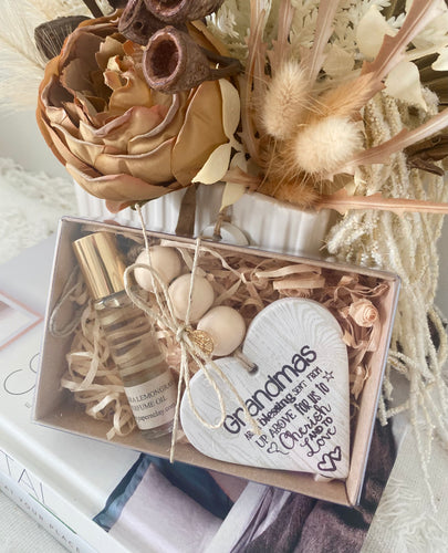 Gift Box - Grandma + Perfume oil