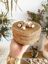 Shell Wicker Basket - Natural